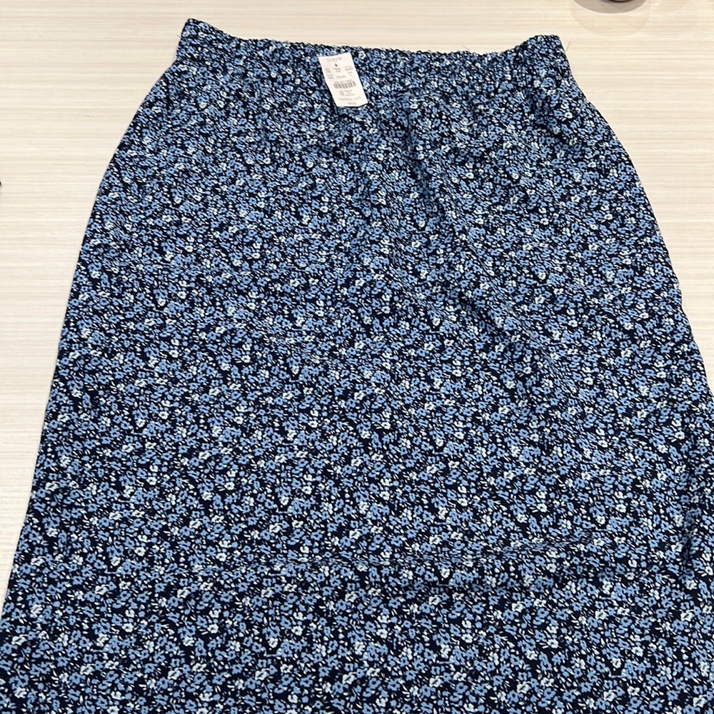 Women’s J. Crew blue floral linen skirt brand new size L